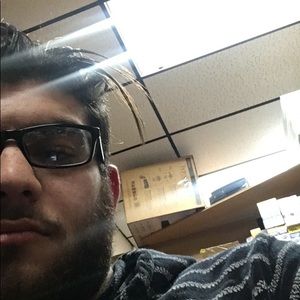 Meet your Posher, Fouad